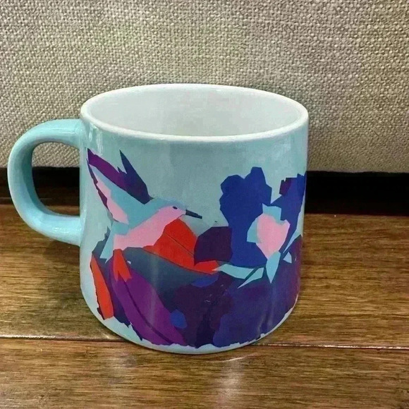 Starbucks Mother’s Day Hummingbird mug - Picture 2 of 5